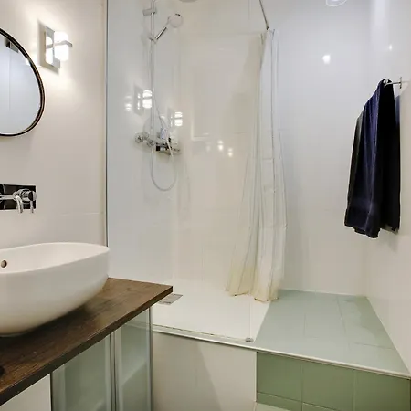 Apartment Vintage Et Confortable - Oberkampf Paris
