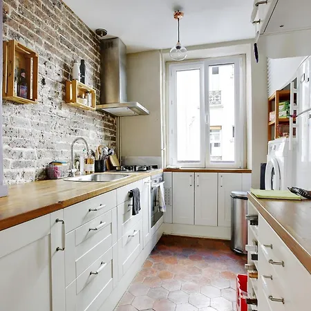 Apartment Vintage Et Confortable - Oberkampf