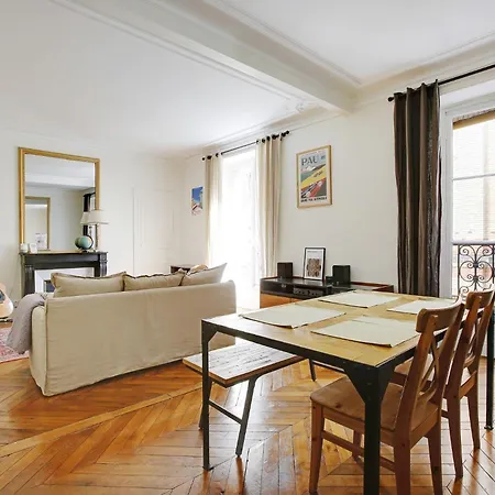 Apartment Vintage Et Confortable - Oberkampf